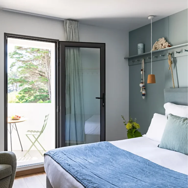 hotel-les-hautes-mers-ile-yeu-mer-chambre-superieure-ocean-terrasse